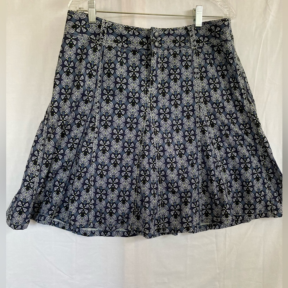 Athleta Navy and White Floral A-Line Skort